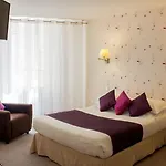 Les Platanes Hotel