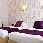 Hotel Les Platanes 2*