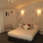 Hotel Les Platanes
