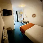 Les Platanes 2* Villeneuve-sur-Lot