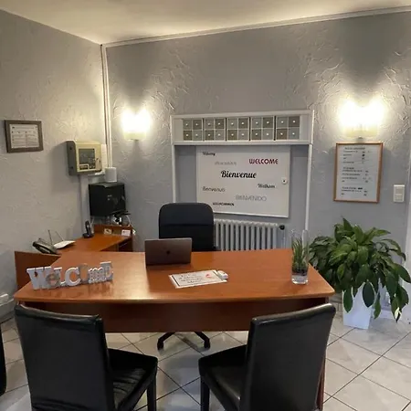 Contact Les Platanes Sur Lot Centre 2*