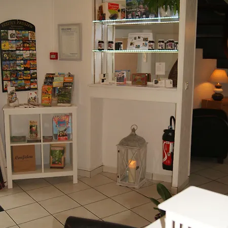 Contact Les Platanes Sur Lot Centre Ξενοδοχείο 2*