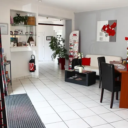 Contact Les Platanes Sur Lot Centre 2* Villeneuve-sur-Lot