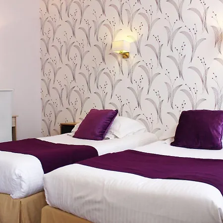 מלון Contact Hotel Les Platanes - Clim Mobile En Option 2*