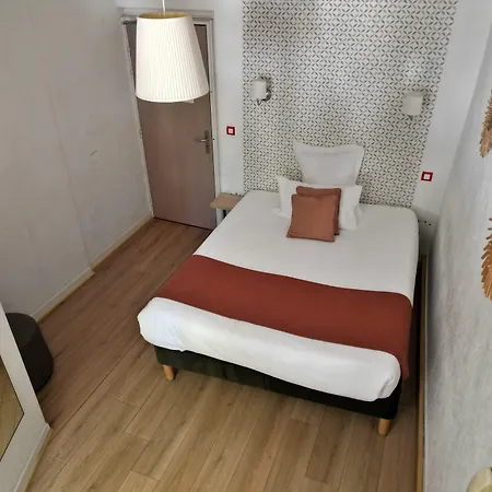 מלון Contact Hotel Les Platanes - Clim Mobile En Option