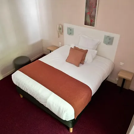 Contact Hotel Les Platanes - Clim Mobile En Option מלון וילנב-סור-לו