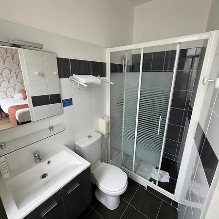 מלון Contact Hotel Les Platanes - Clim Mobile En Option