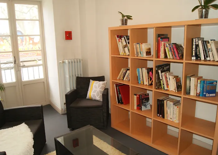 فندق Contact Les Platanes Sur Lot Centre فينوف سور لو